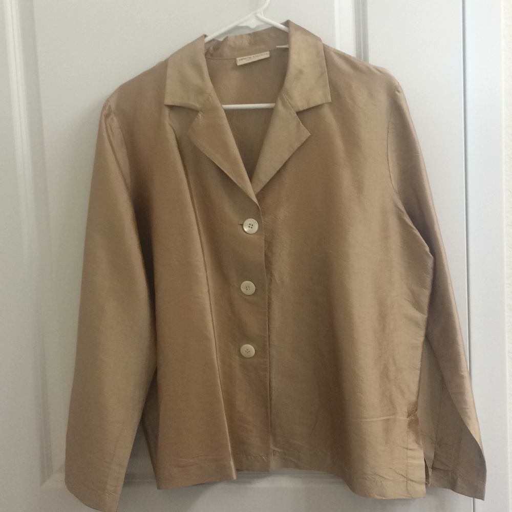 100% Silk top. L